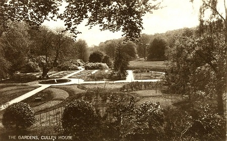 Cullen House Gardens